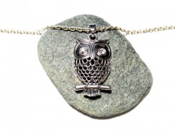 Collier & pendentif argent Chouette ou Hibou, bijou chouettes hiboux à Quimperlé, amulette pour femme sorcière wicca